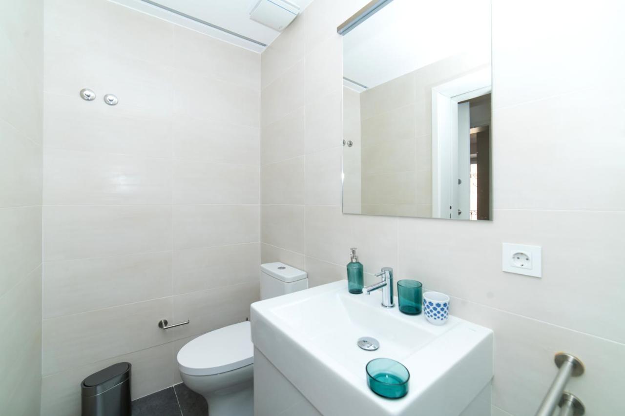 Blue By The River 3 - Elegant Two-Bedroom In Santos Lisbon Exterior photo